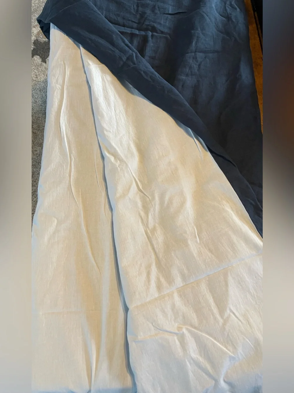 NWOT Quince European Linen Curtain - Single Panel, 96 X 84 (Navy)  MSRP $134